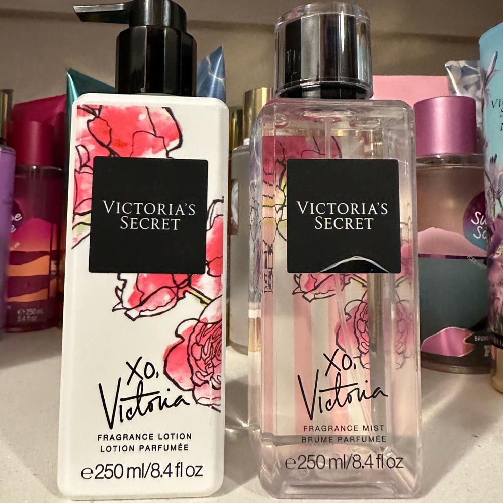 Xo victoria secret mist and lotion set